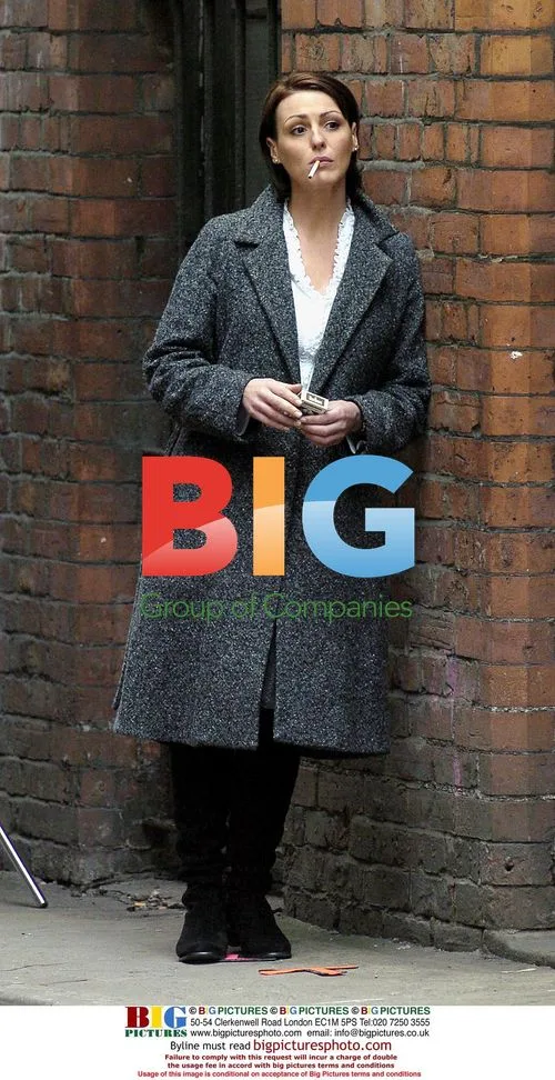 Suranne Jones and Ray Winston on set of "Vincent"