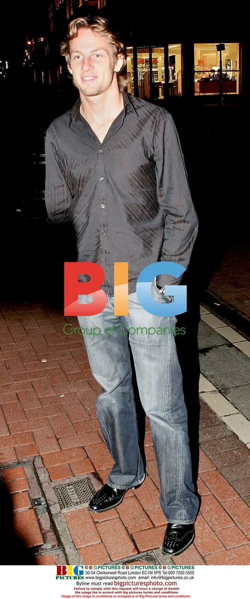 F1 Driver Jonson Button Spotted in Dublin