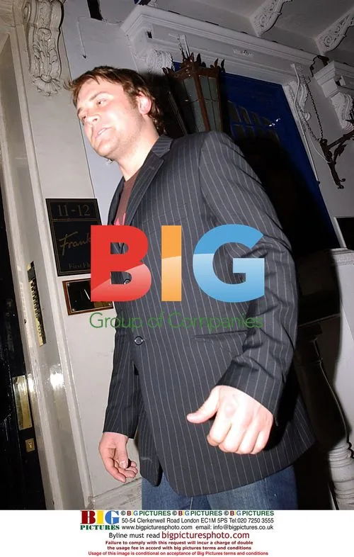 Daniel Bedingfield leaving charity party
