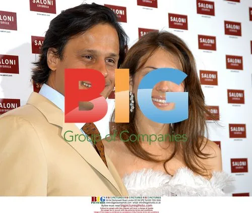 Elizabeth Hurley & Arun Nair at Saloni Event
