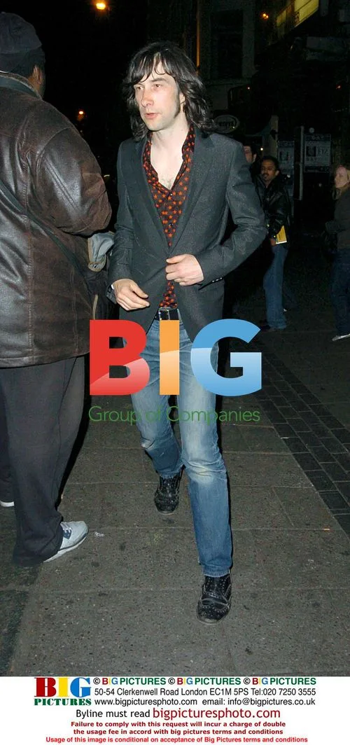 Bobby Gillespie Leaving Oasis Gig