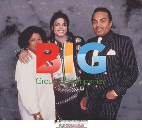 Michael Jackson Backstage with Parents