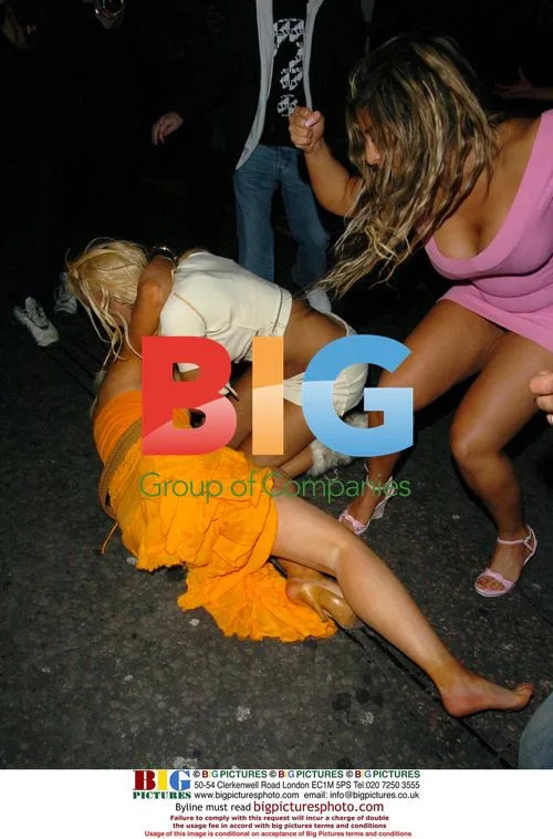 Lauren Pope and friend fighting with other girls