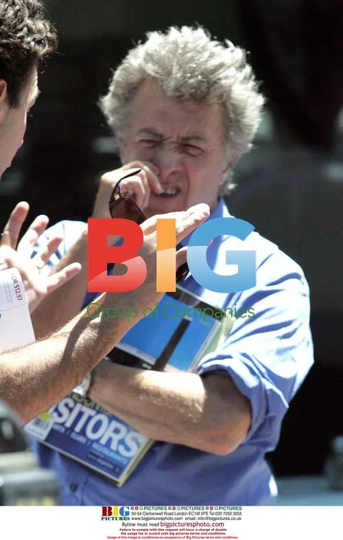 Dustin Hoffman Picks Nose on Film Set