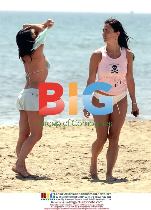Lisa Scott Lee Enjoying Spain Vacation