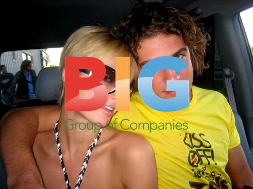 Paris Hilton Upset After Boyfriend Wrecks 2nd Car