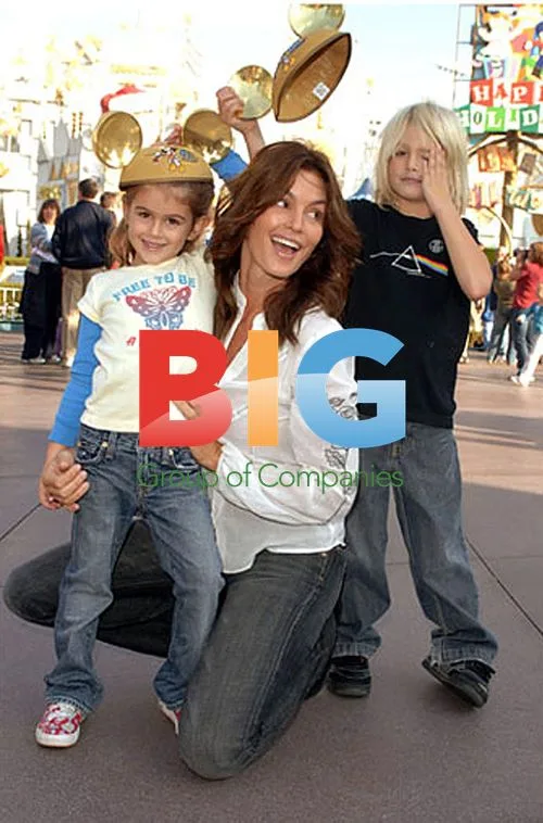Cindy Crawford at Disneyland with Kids