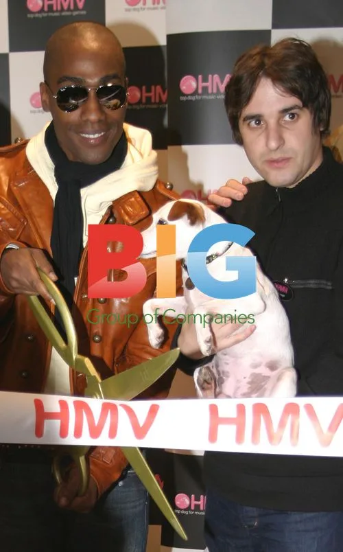 Simon Webbe Opens New HMV Store