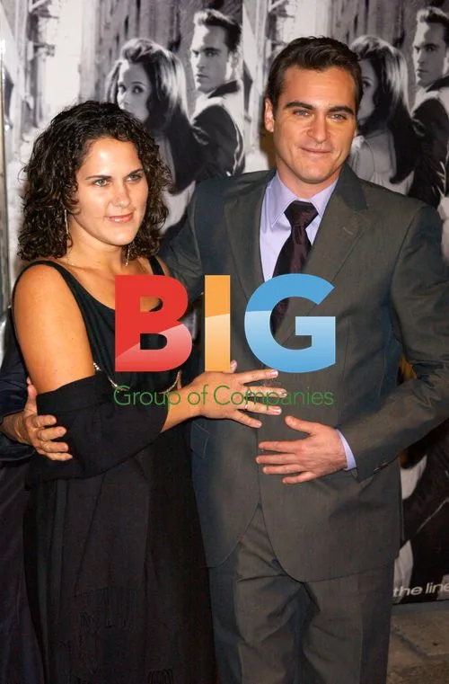 Joaquin Phoenix and sister Summer at 'Walk The Line' premiere