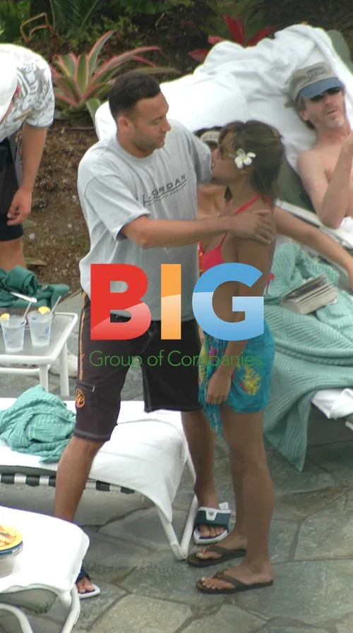 Derek Jeter and Vanessa Minnillo on Maui