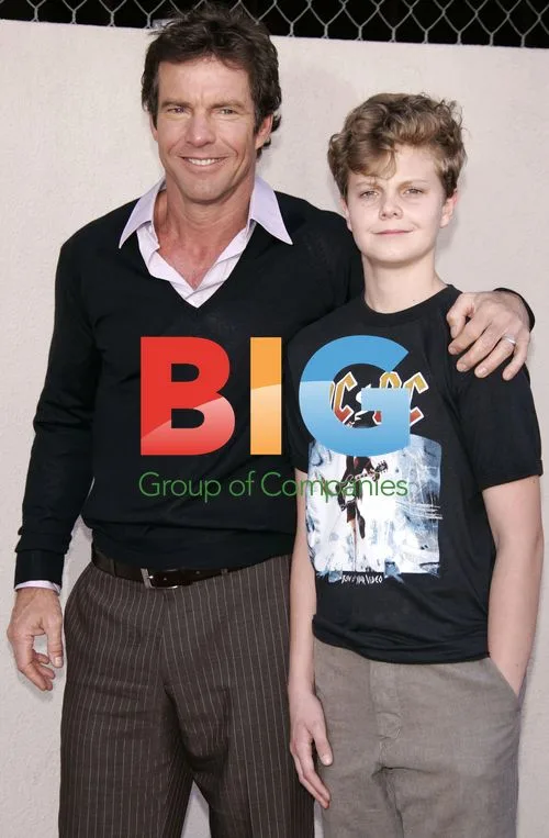 Dennis Quaid Receives Walk Of Fame Star