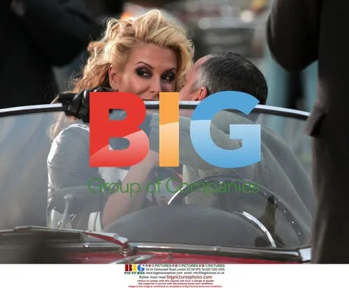 Anastacia and Eros Ramazzotti on Music Video Set