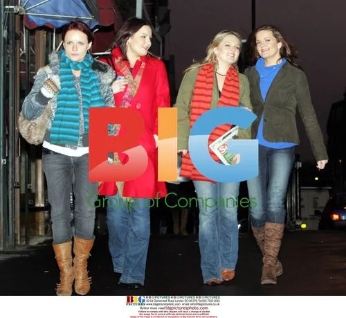 The Conway Sisters Out Buying the Sun