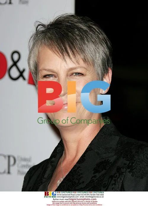 Jamie Lee Curtis at 'The Kid and I' Premiere