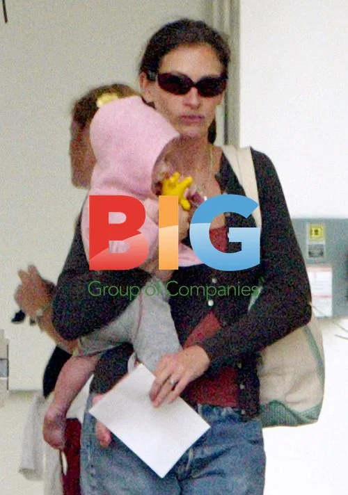 Julia Roberts and daughter Hazel at family center