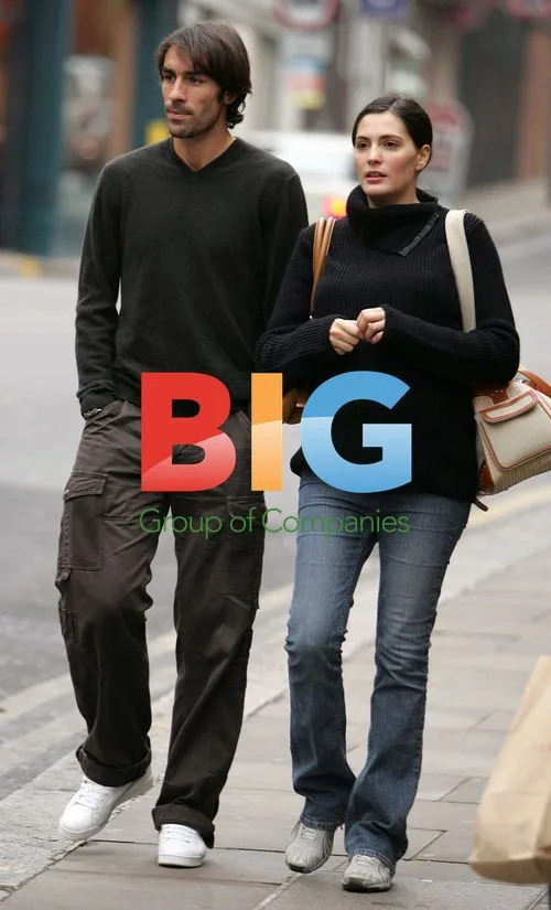 Arsenal footballer Rpbert Pires out shopping