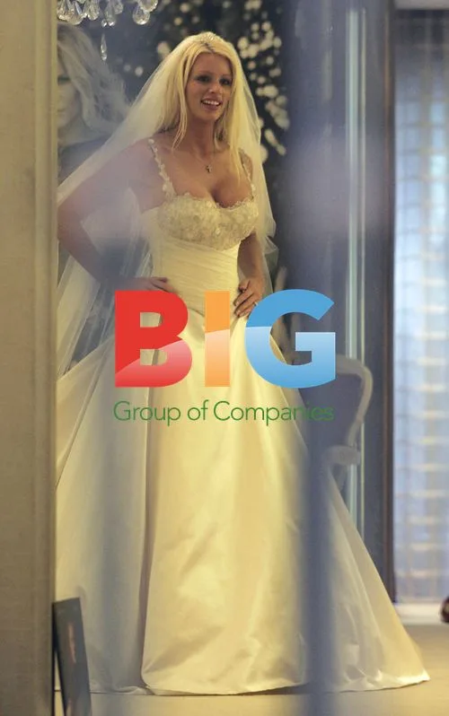 Emma B and Emma Noble Try on Wedding Dresses