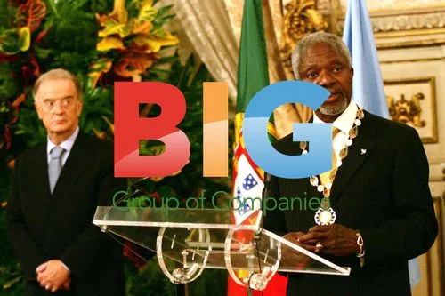 Kofi Annan Awarded by Portuguese President