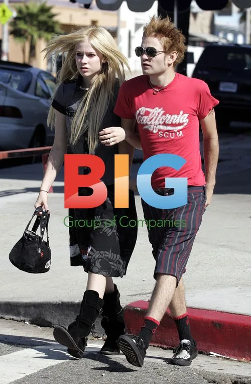Avril Lavigne Out With Boyfriend in Hollywood