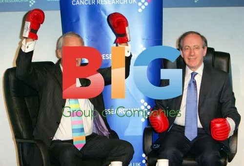 Political heavyweights boxing match