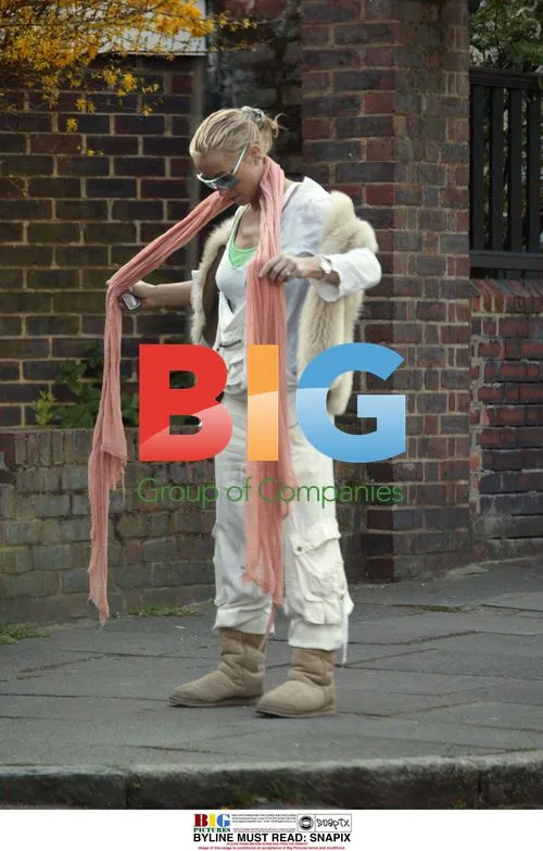 Meg Matthews Shopping Outing