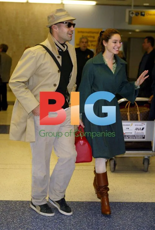 Billy Zane and Kelly Brook Arrive at JFK