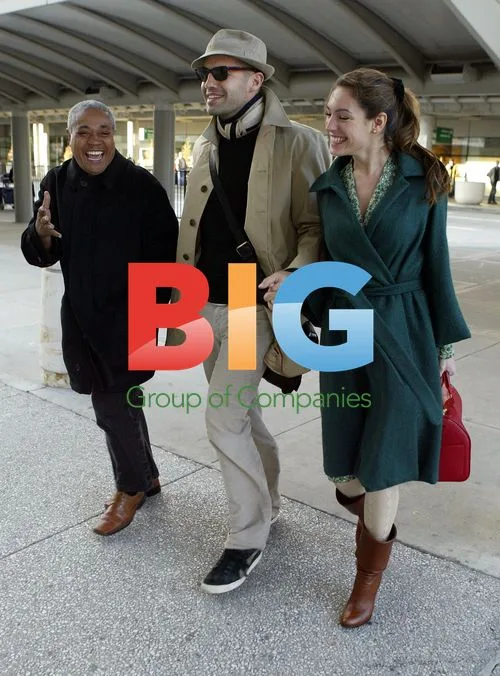 Billy Zane and Kelly Brook at JFK Airport
