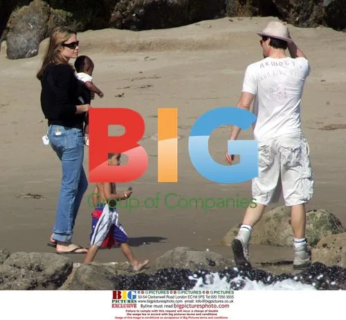 Pitt and Jolie at the Beach