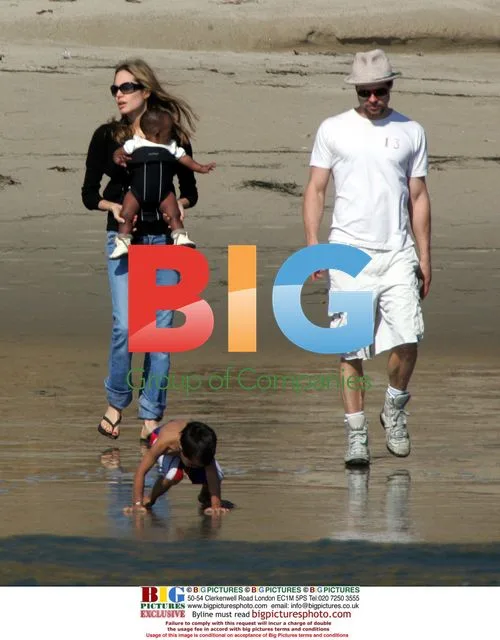 Brad Pitt and Angelina Jolie at the Beach