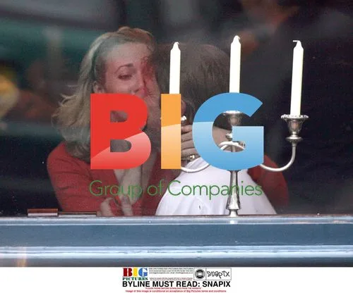 Sean Bean out with girlfriend