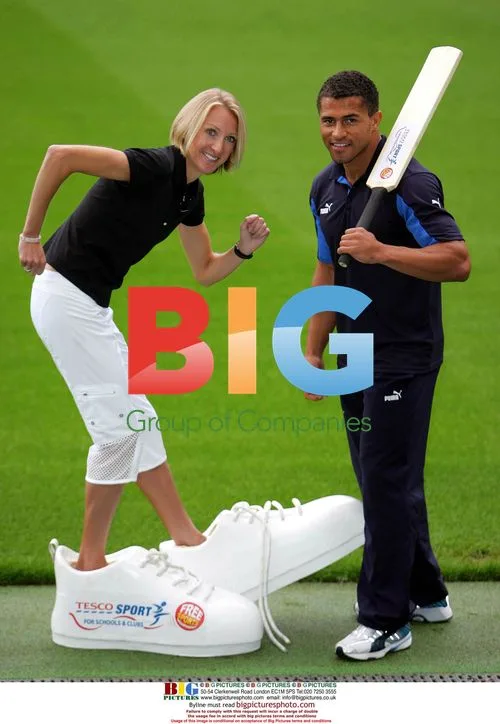 Paula Radcliffe and Jason Robinson at Chelsea FC