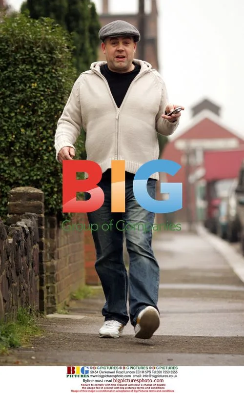 Cliff Parisi Shopping Between EastEnders Filming