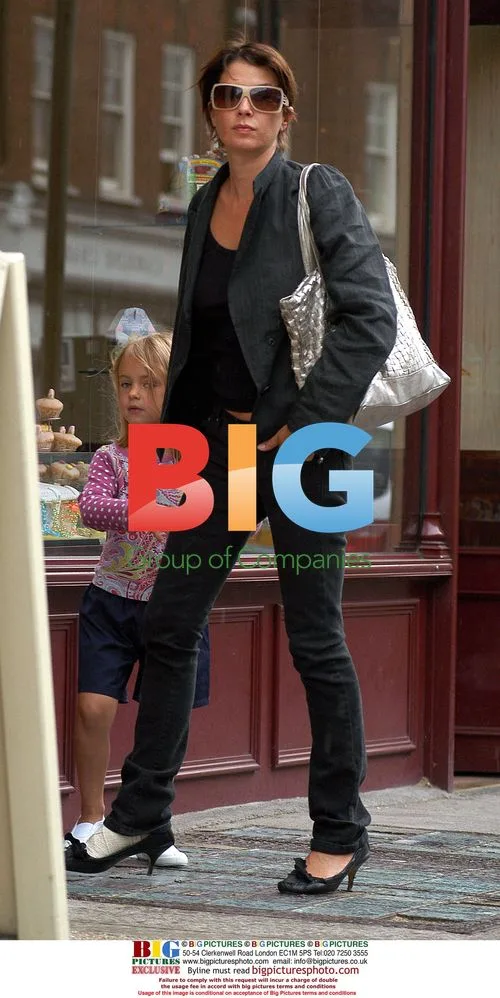 Sadie Frost Shopping with Daughter