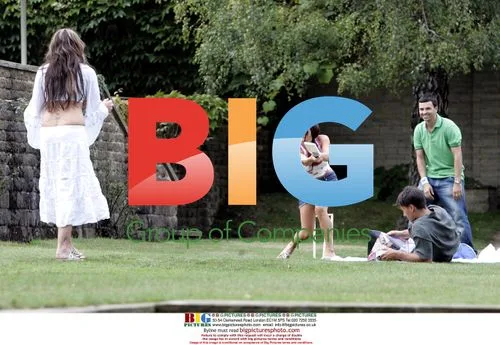 Lisa Scott Lee, Andy Scott Lee and Michelle Heaton in Park