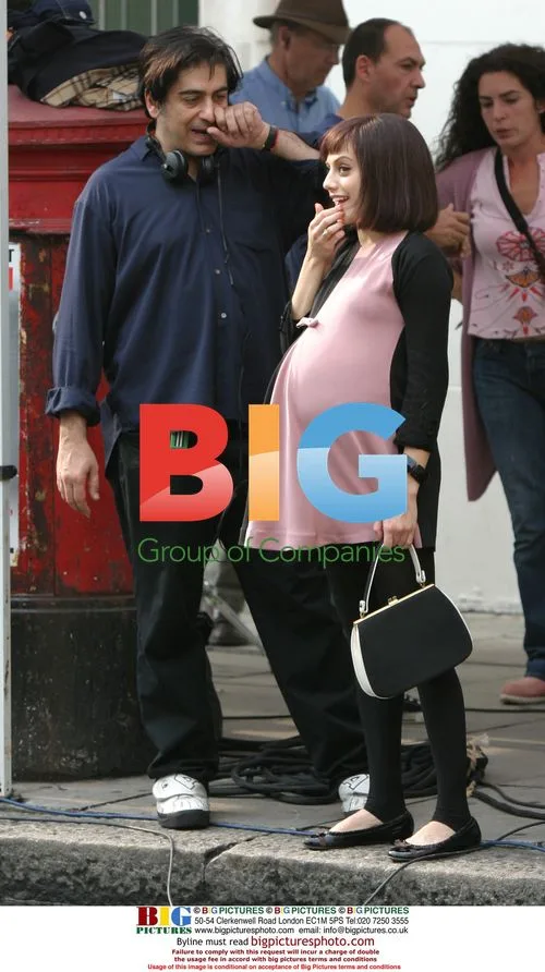 Pregnant Brittany Murphy on 'Love and Other Disasters' Set
