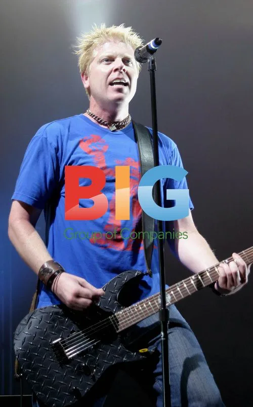Dexter Holland of The Offspring performs