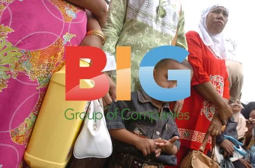 Tsunami Survivors Receive UN Food Aid
