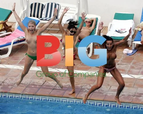Models Prepare for 'Catfight' Reality Show