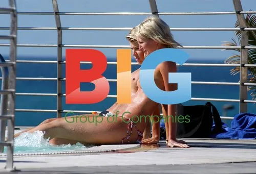 Vanessa Nimmo and Shell Jubin Relaxing on Vacation