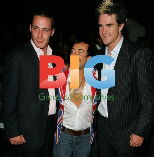 Kevin Pietersen and Simon Jones at Julien McDonald Show