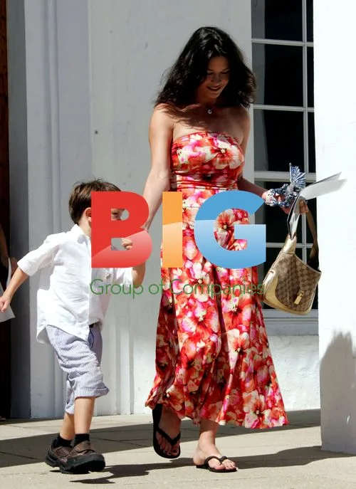 Catherine Zeta Jones with son at Bermuda dance event