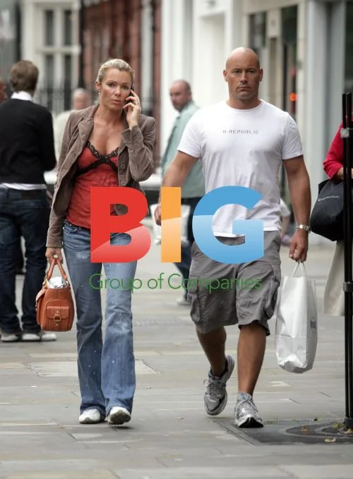 Nell McAndrew's Pregnancy Announcement