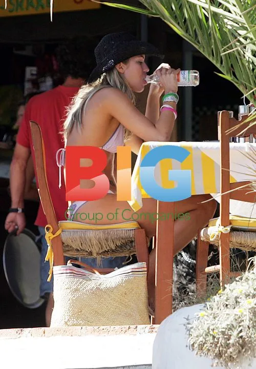 Kate Lawler Enjoys Lunch on Holiday