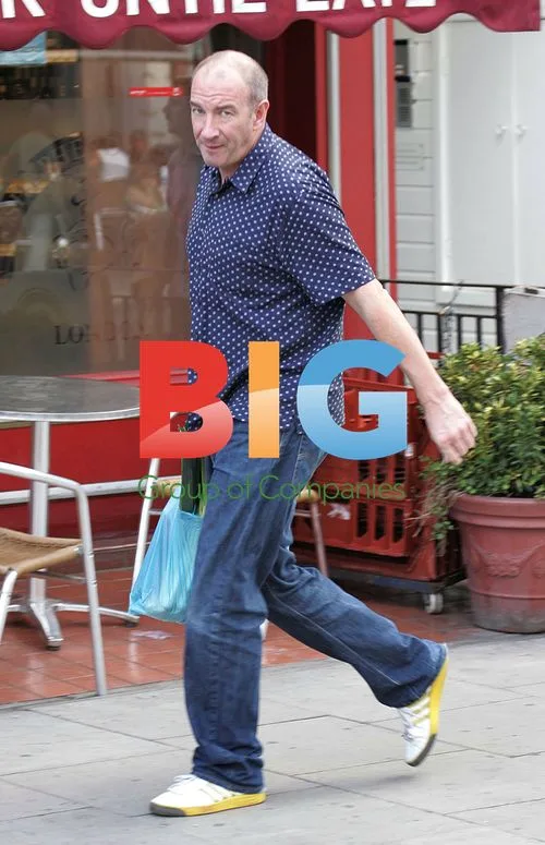 Simon Day grocery shopping in London