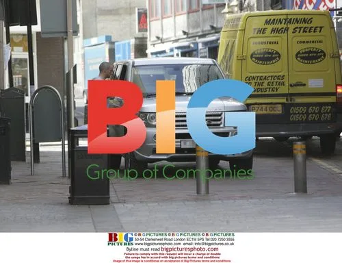 Coleen Mcloughlin Parked Illegally in Liverpool