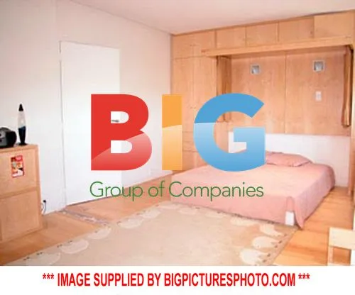 Brad Pitt & Angelina Jolie\'s Paris Rental