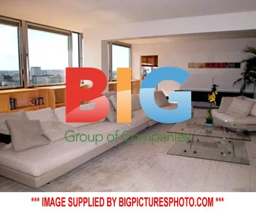 Pitt-Jolie Renting Luxurious Paris Apartment