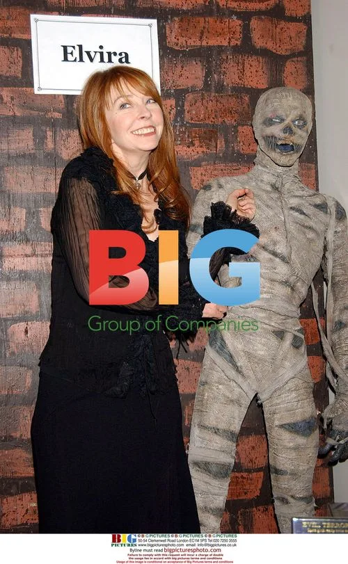 Cassandra Peterson at New York Comic Con