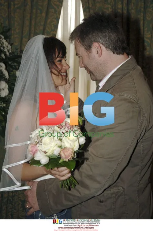 TV reporter Donal McIntyre weds girlfriend Amira