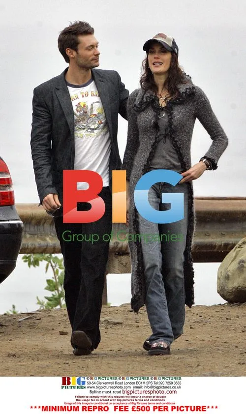 Teri Hatcher and Ryan Seacrest's Malibu Date